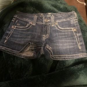 Miss me shorts size 25